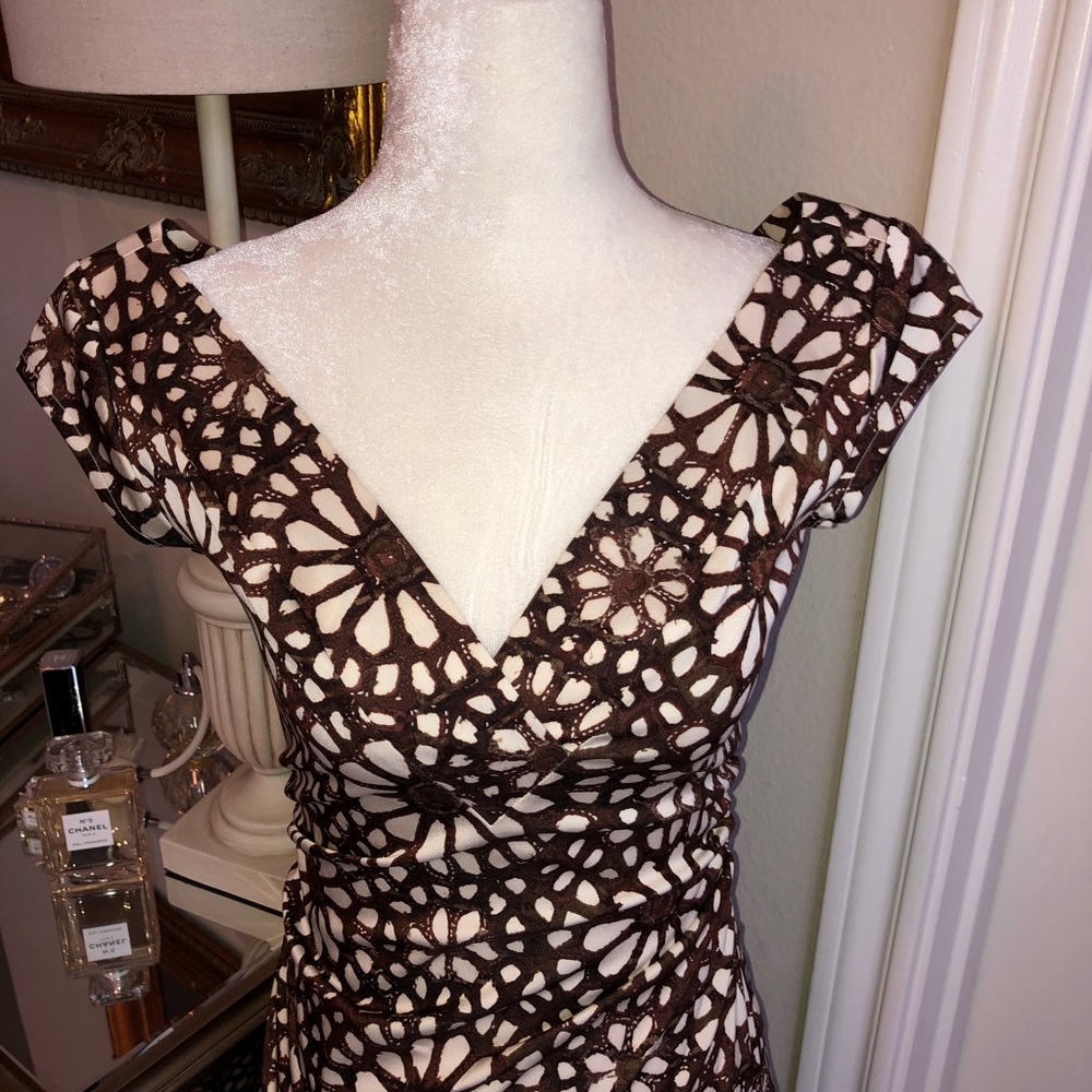 DVF Dress - Picture 3 of 8